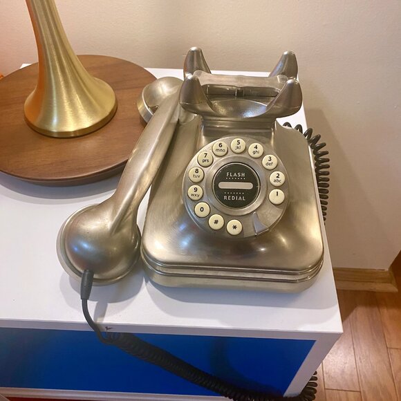 POTTERY BARN Vintage Silver Table Rotary Phone - Picture 2 of 2